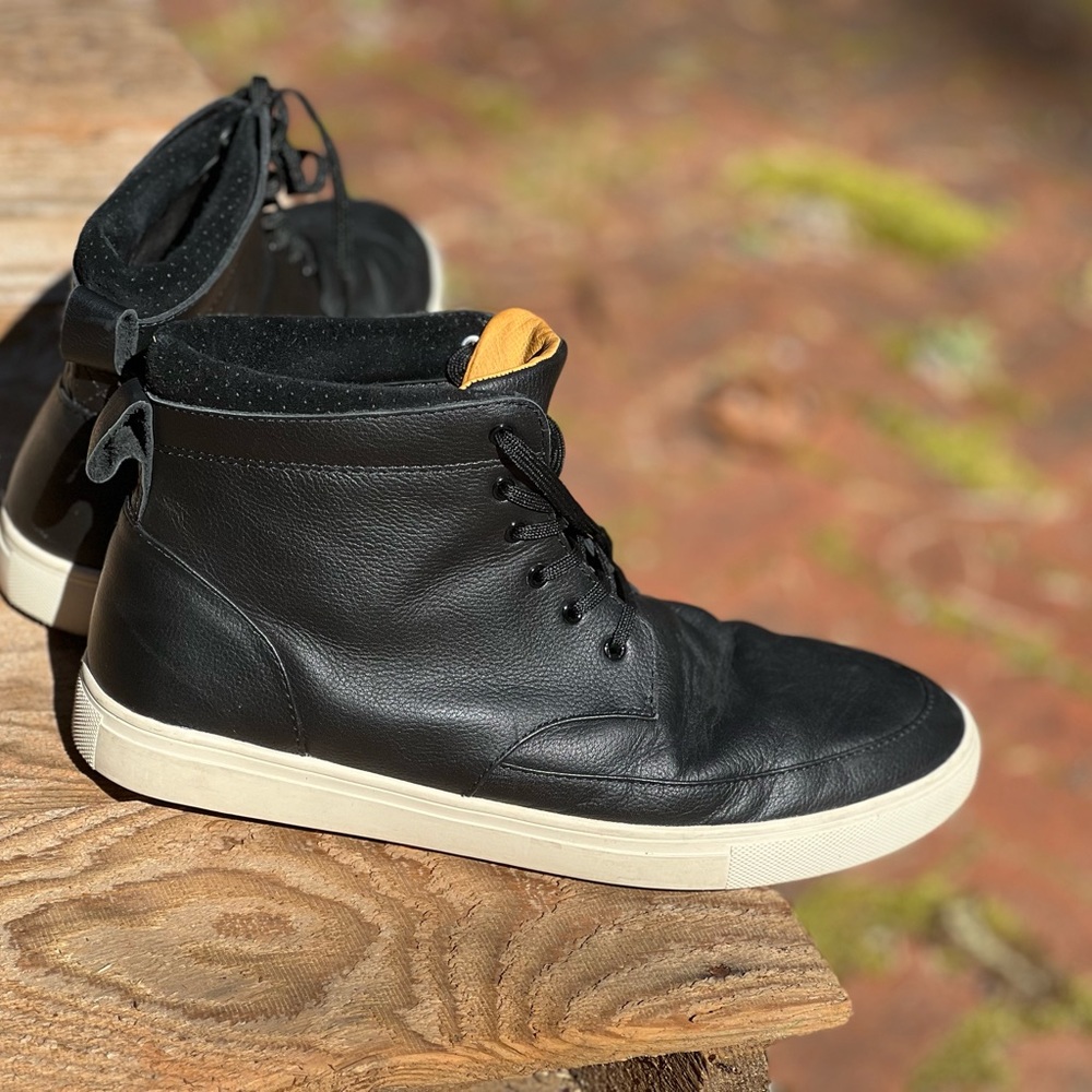 CLAE NWT Men’s Hightop Black Size 11